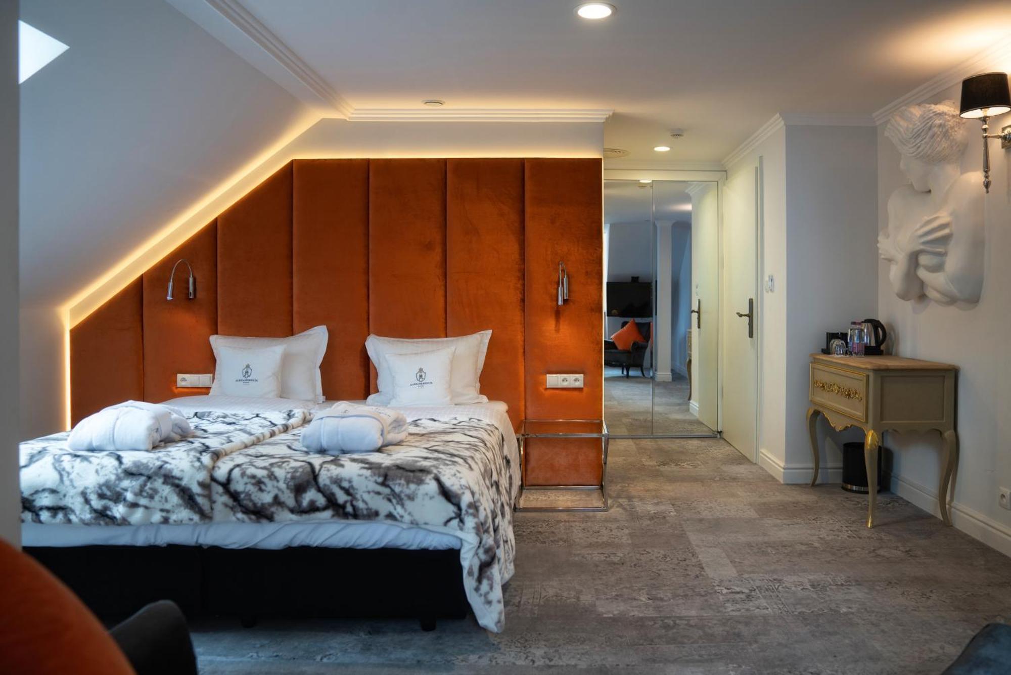 Hotel Palac Alexandrinum Krubki Exteriér fotografie