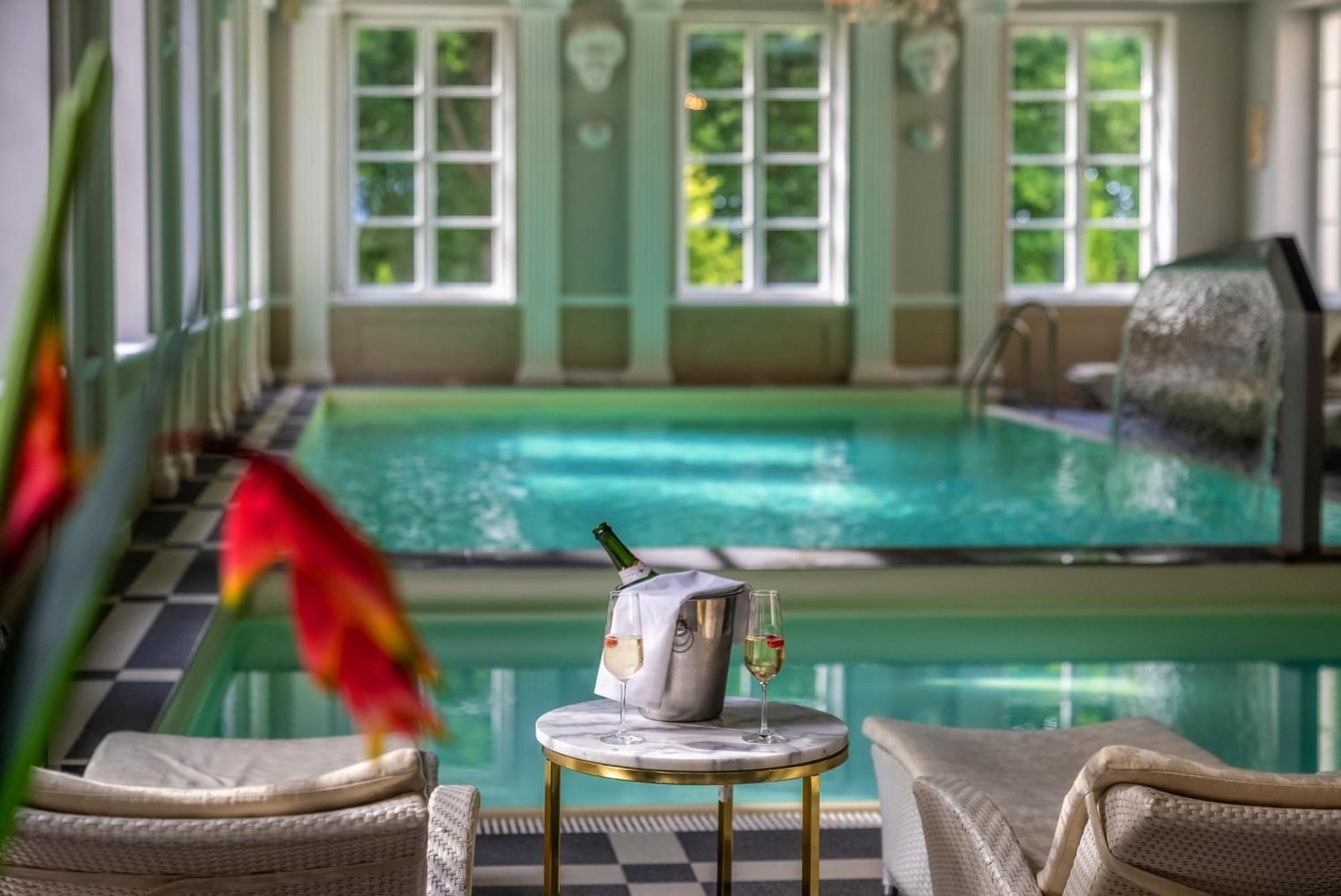 Hotel Palac Alexandrinum Krubki Exteriér fotografie