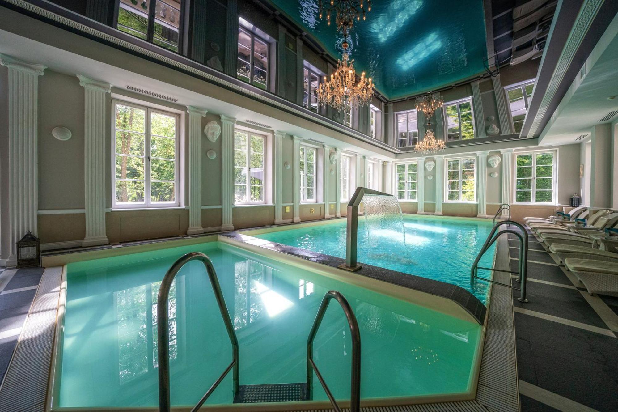 Hotel Palac Alexandrinum Krubki Exteriér fotografie