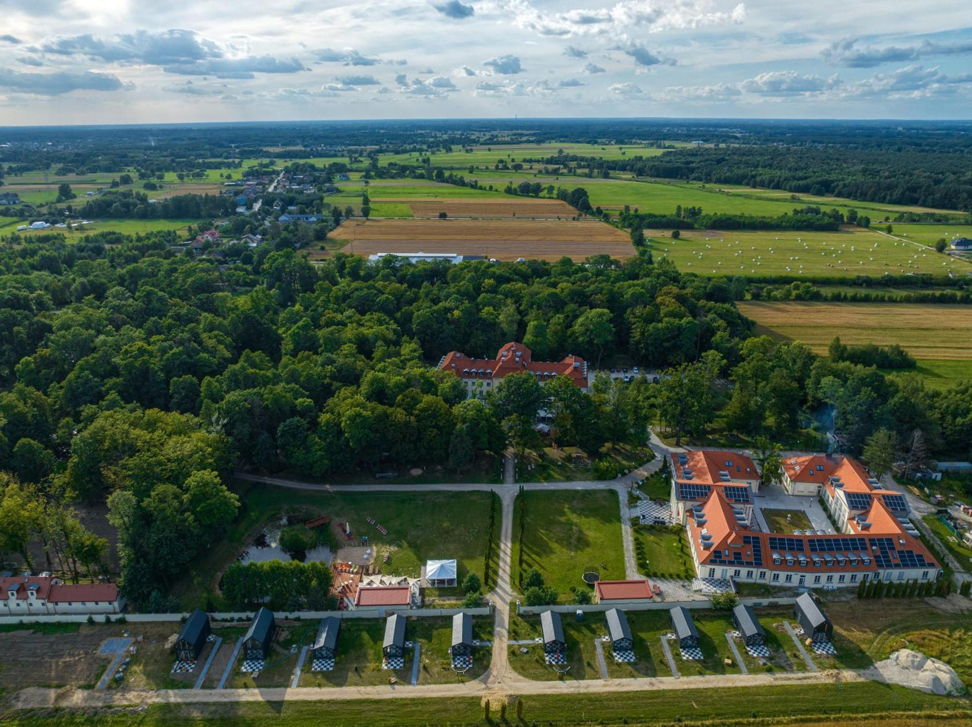 Hotel Palac Alexandrinum Krubki Exteriér fotografie